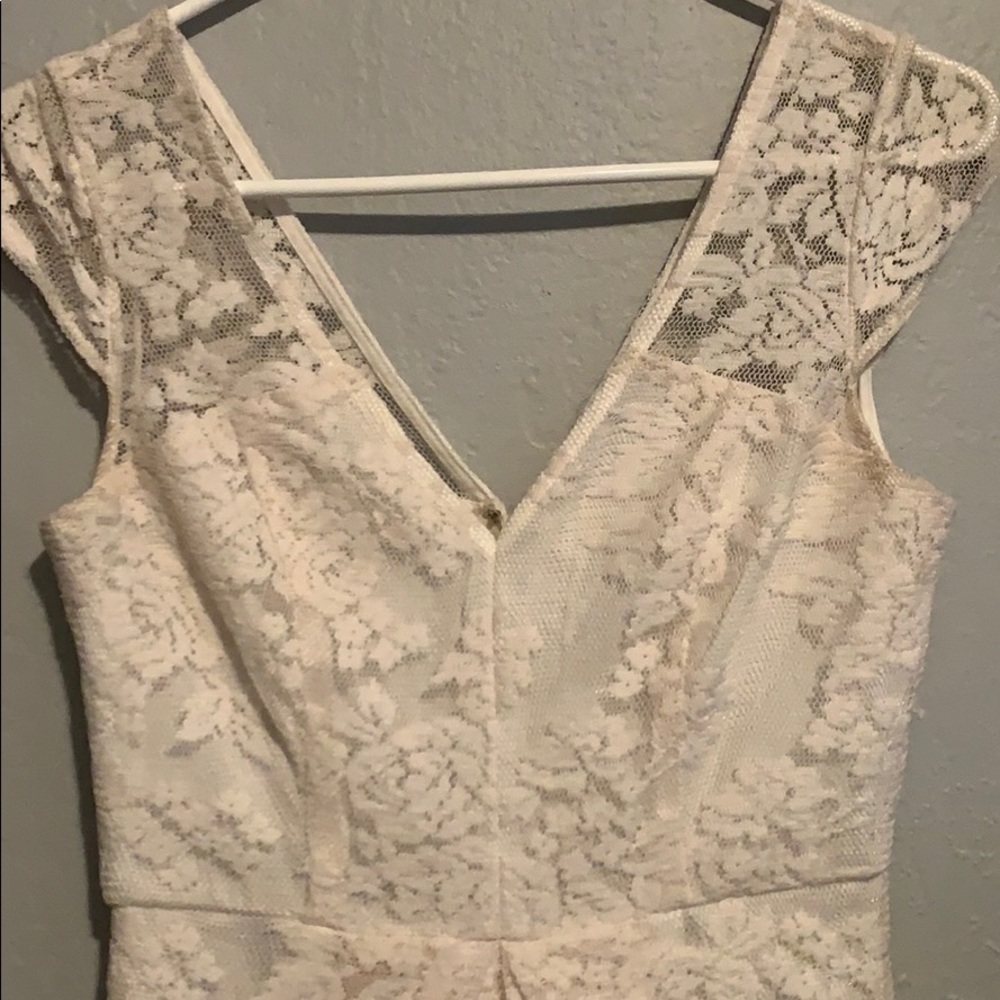 Cute romper!! - Picture 2 of 3